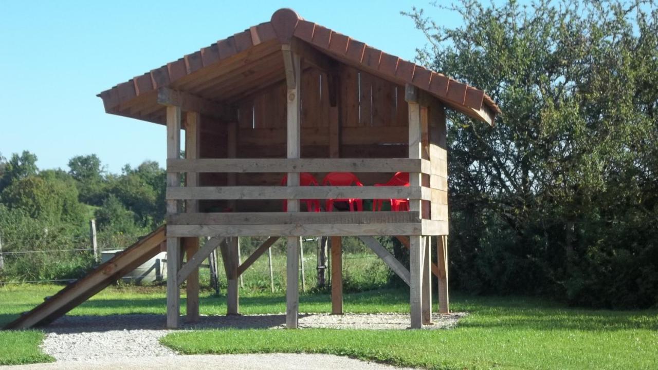 La Maison Du Colombier Le Fied Luaran gambar